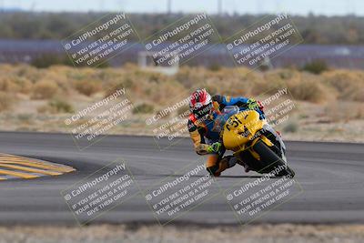 media/Dec-17-2022-SoCal Trackdays (Sat) [[224abd9271]]/Turn 16 (210pm)/